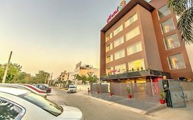Hotel 91 Huda City Centre